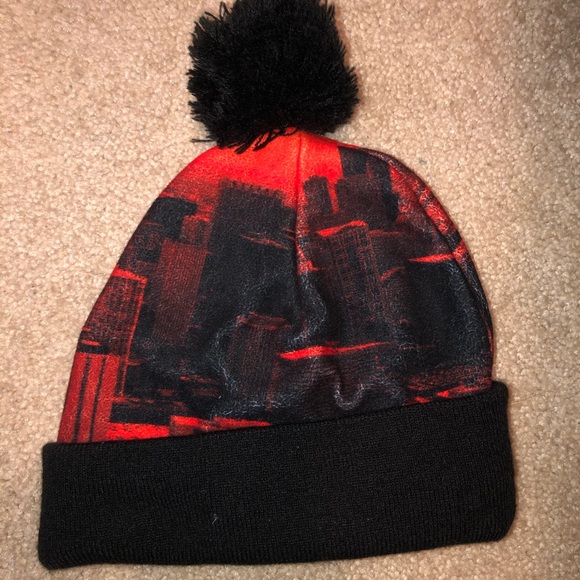 chicago bulls beanie with Pom - Picture 4 of 4